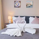 Apartment Bt Arena *