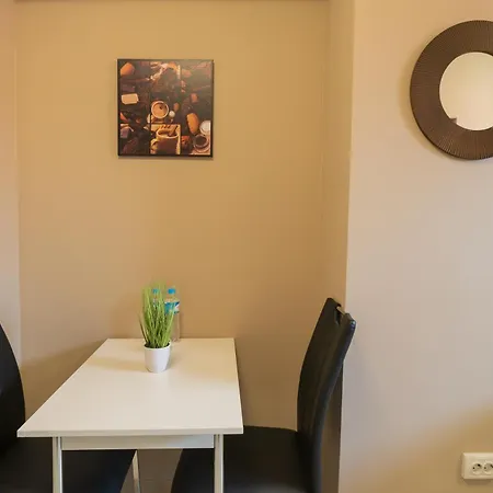 Bt Arena Apartment
